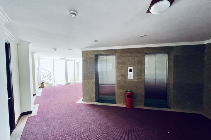 Room 17 of 50