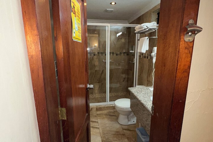 Room 105 of 132