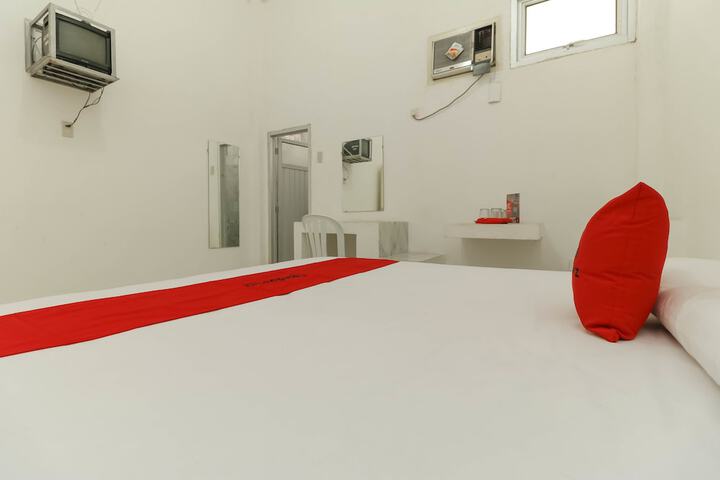 Room 6 of 6