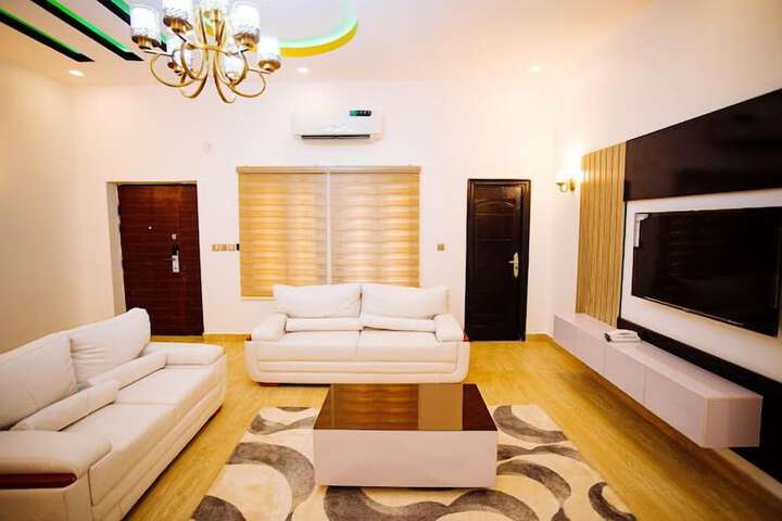 Room 15 of 58