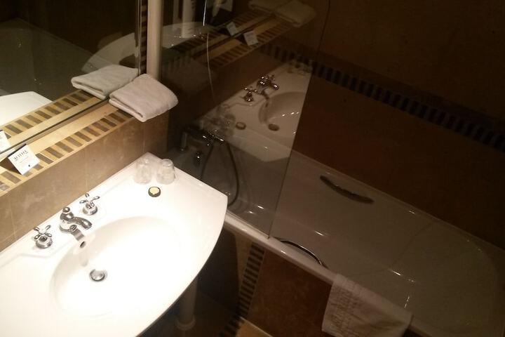 Bath Interior