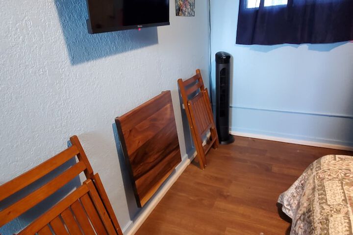 Room 33 of 222