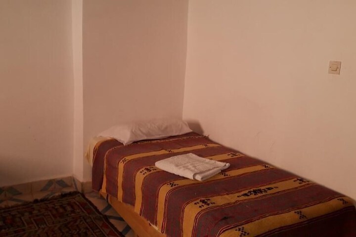 Room 11 of 31