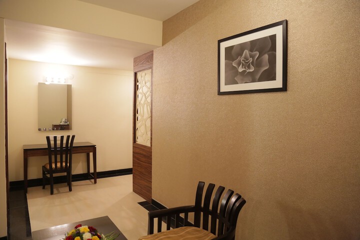 Room 6 of 26