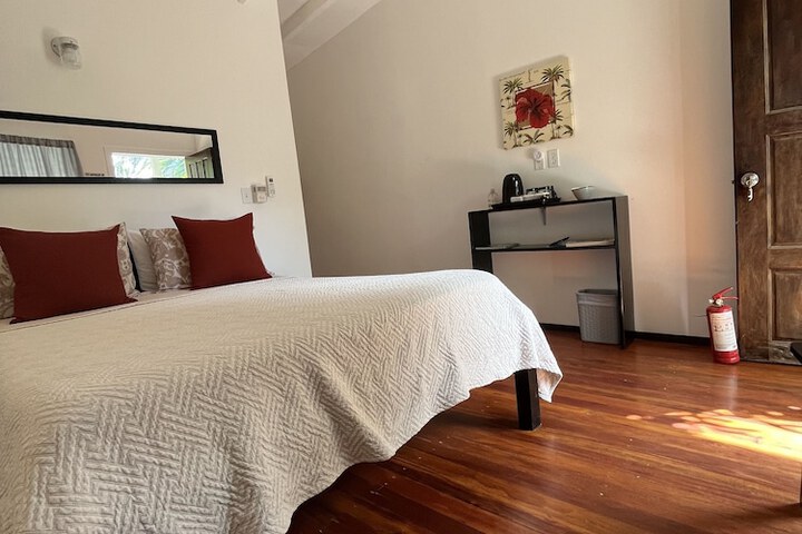 Room 10 of 59