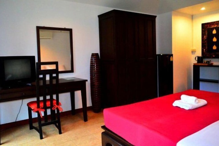 Room 13 of 71