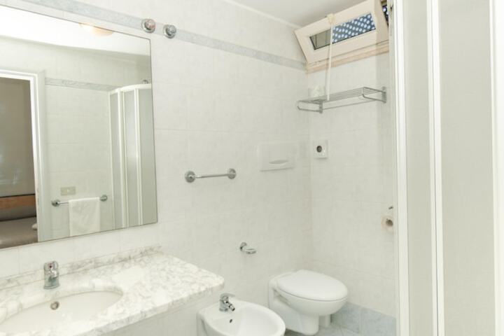 Room 20 of 26