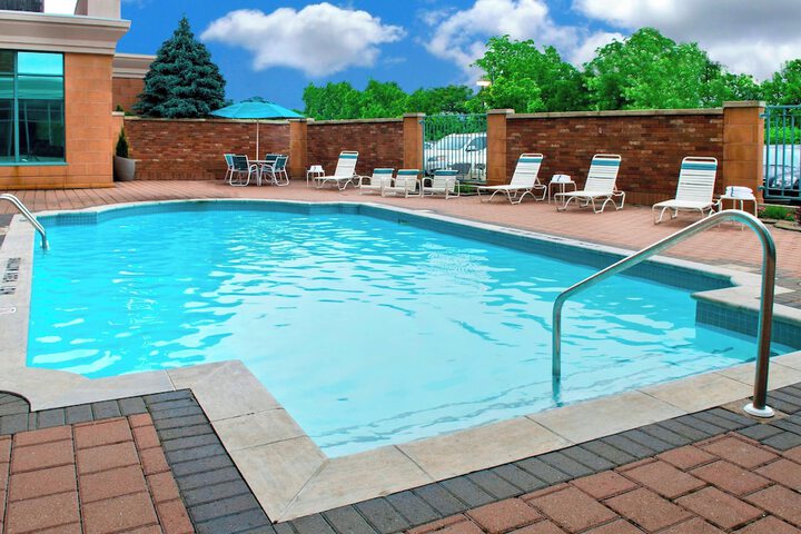 Hotel Pool
