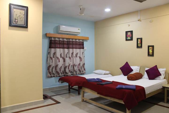 Room 2 of 26