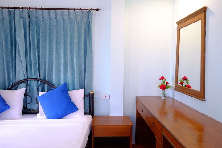 Room 12 of 59