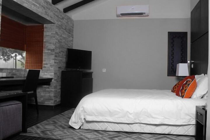 Room 3 of 39