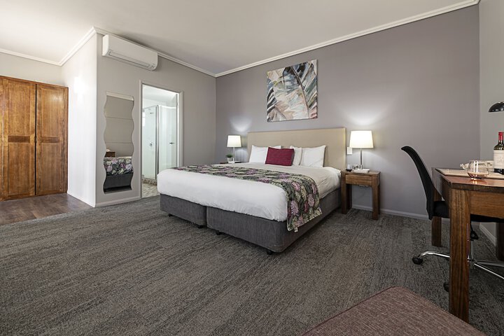 Room 21 of 49