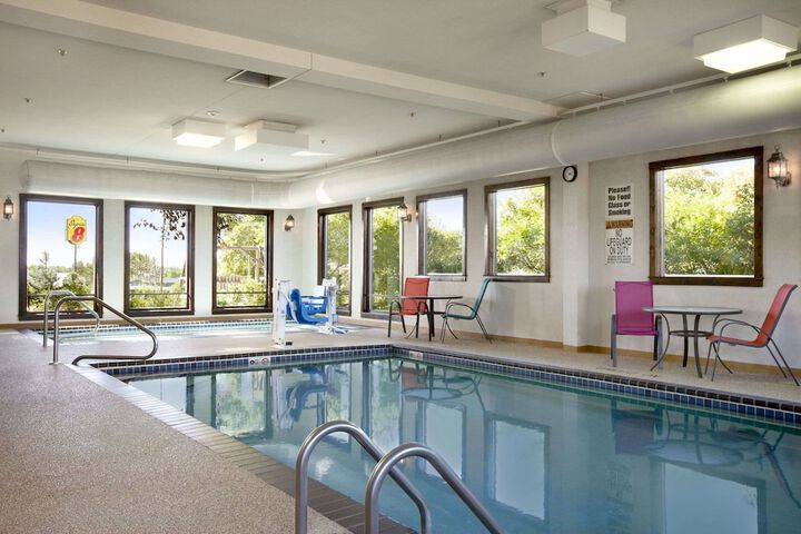 Pool 27 of 41