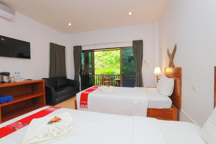 Room 42 of 116