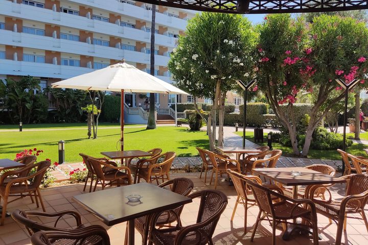 Terrace/Patio 44 of 48