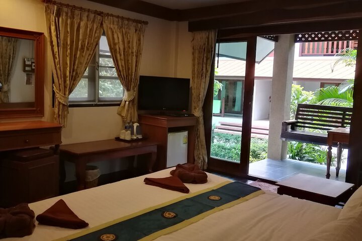 Room 34 of 64
