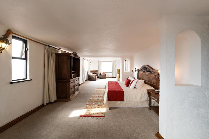 Room 7 of 54
