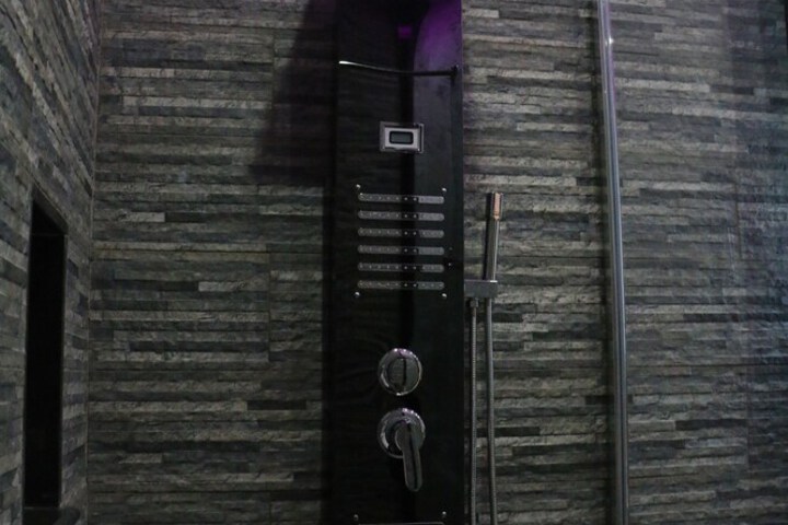 Room 56 of 97