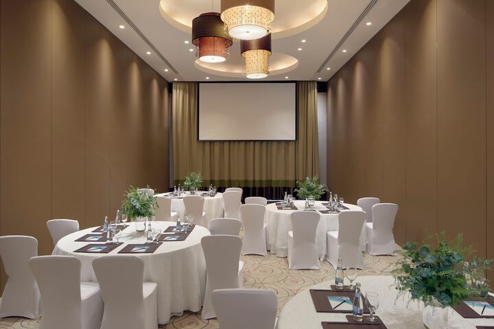 Hotel Interior 128 of 172