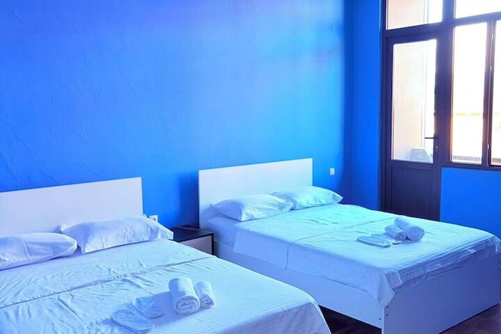 Room 7 of 22