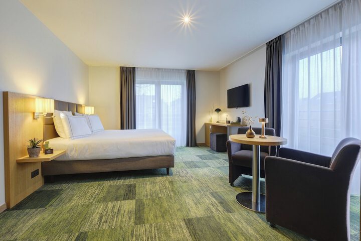 Room 20 of 83