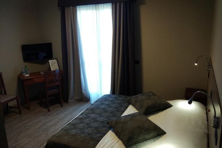 Room 8 of 41