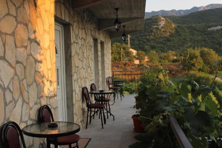 Studio and winery Kalimut