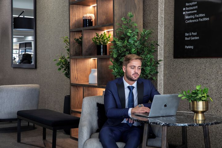 Guest Lobby