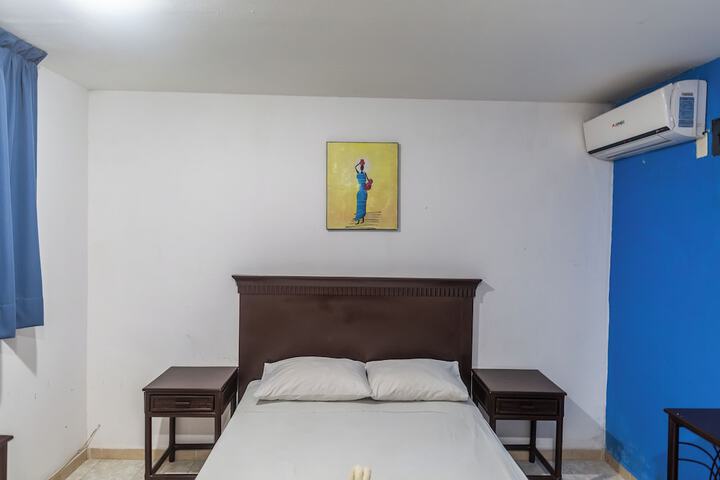 Room 11 of 37