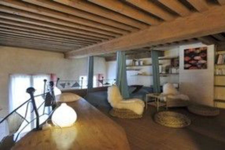 Room 14 of 17