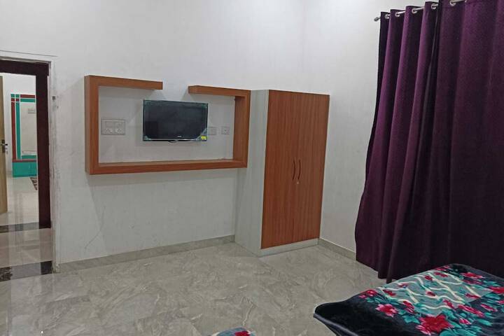 Room 8 of 58