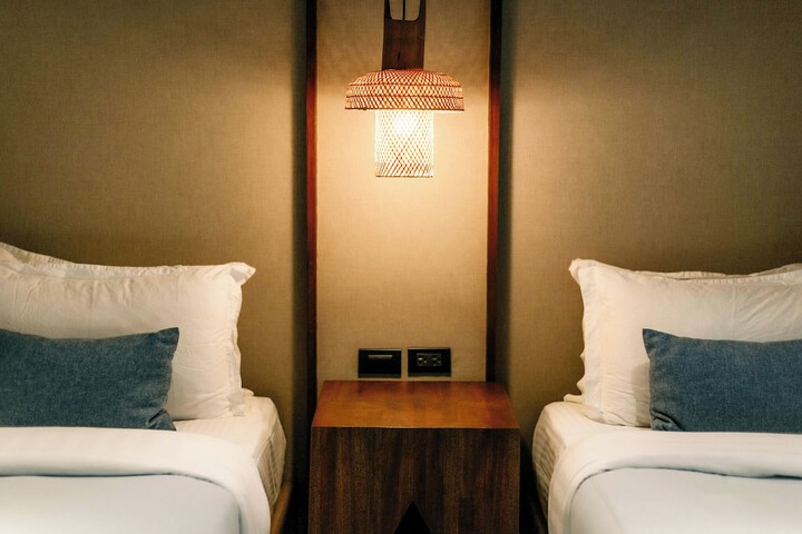 Room 11 of 47