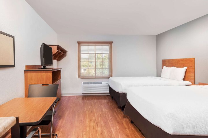 Room 16 of 27