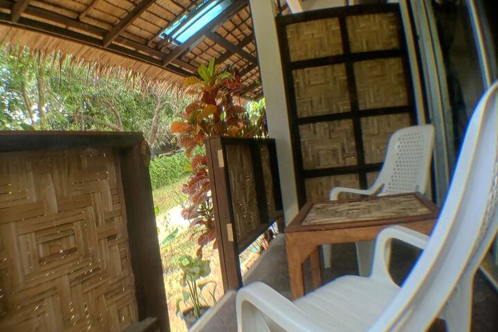 Room 35 of 174