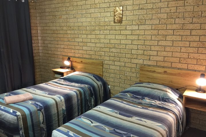 Room 4 of 44