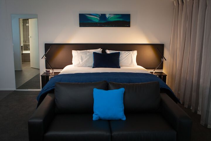 Room 11 of 63