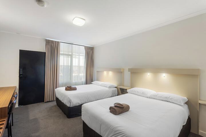 Room 14 of 73