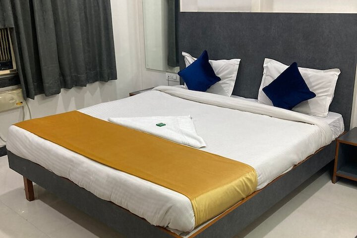 Hotel Ville Parle