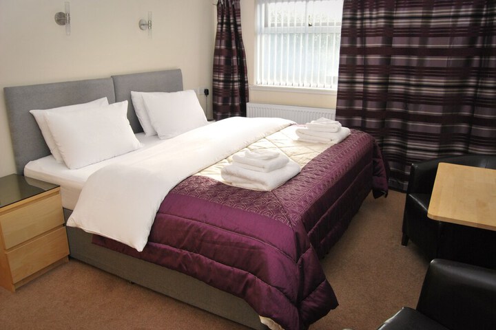 Room 3 of 30