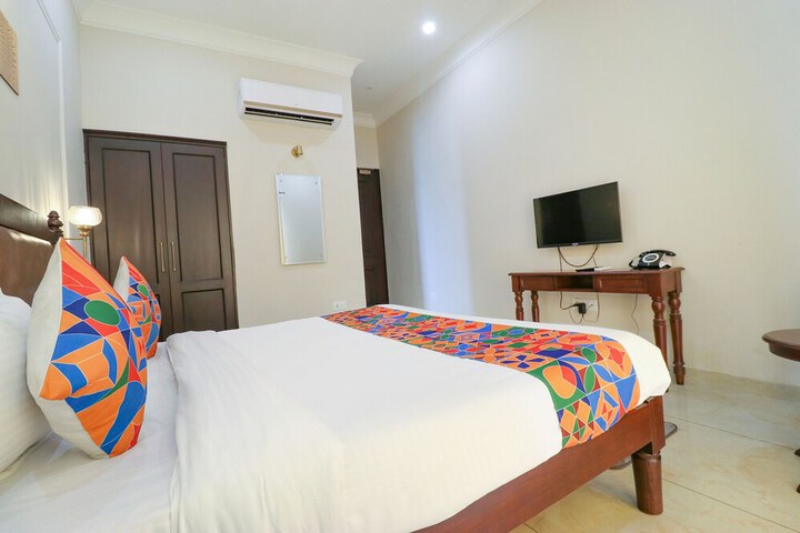 Room 20 of 42