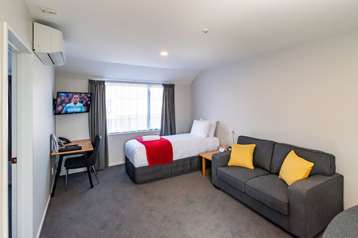 Room 29 of 46