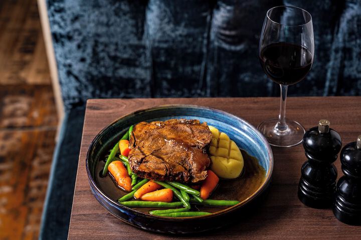 Dining 82 of 126