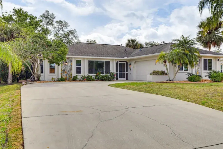 Image of Port Charlotte Retreat w / Heated Saltwater Pool!
