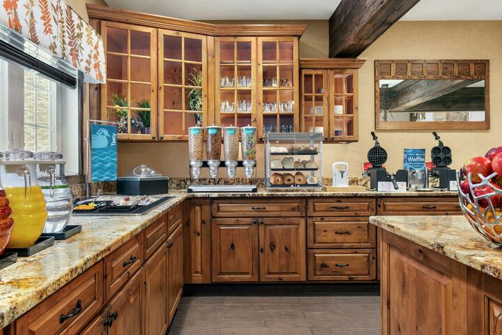 Breakfast area