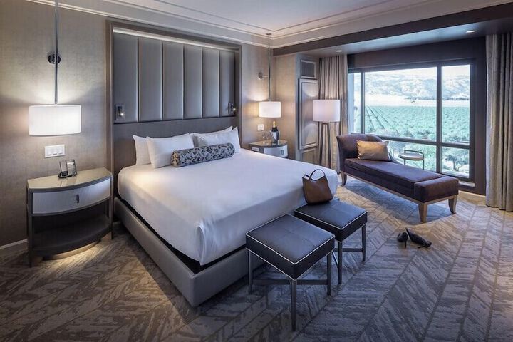 Room 5 of 49