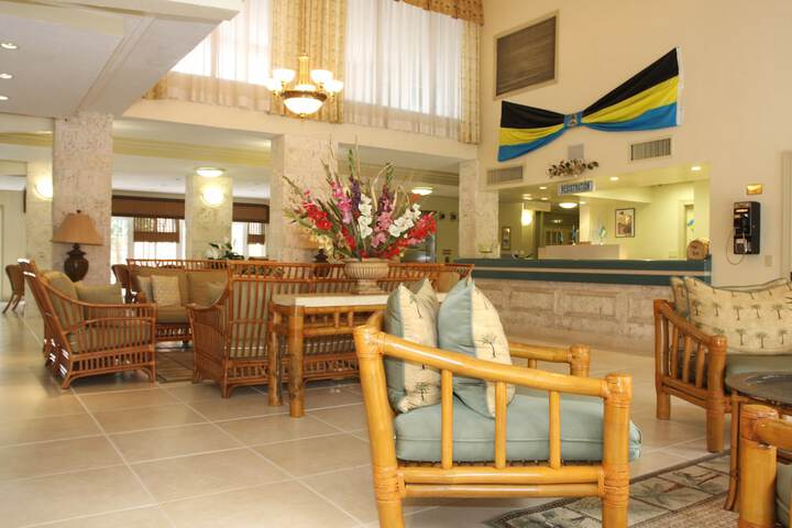 Guest Lobby