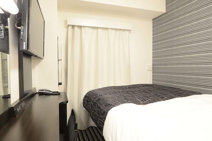 Room 19 of 51