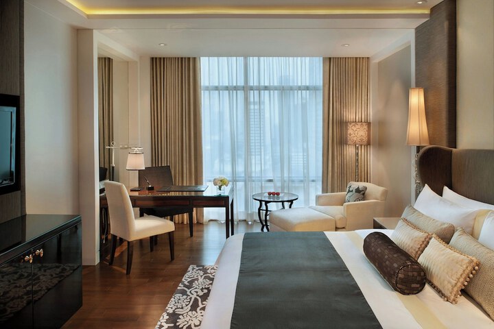 Room 46 of 234