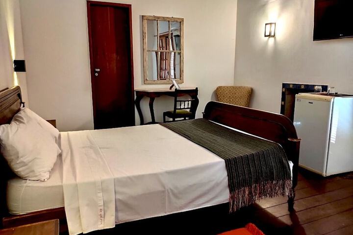 Room 13 of 41