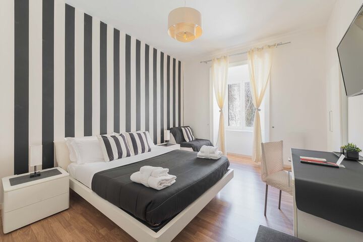 Room 40 of 80
